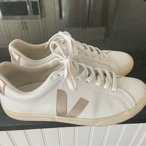 Used Veja shoes size 9.